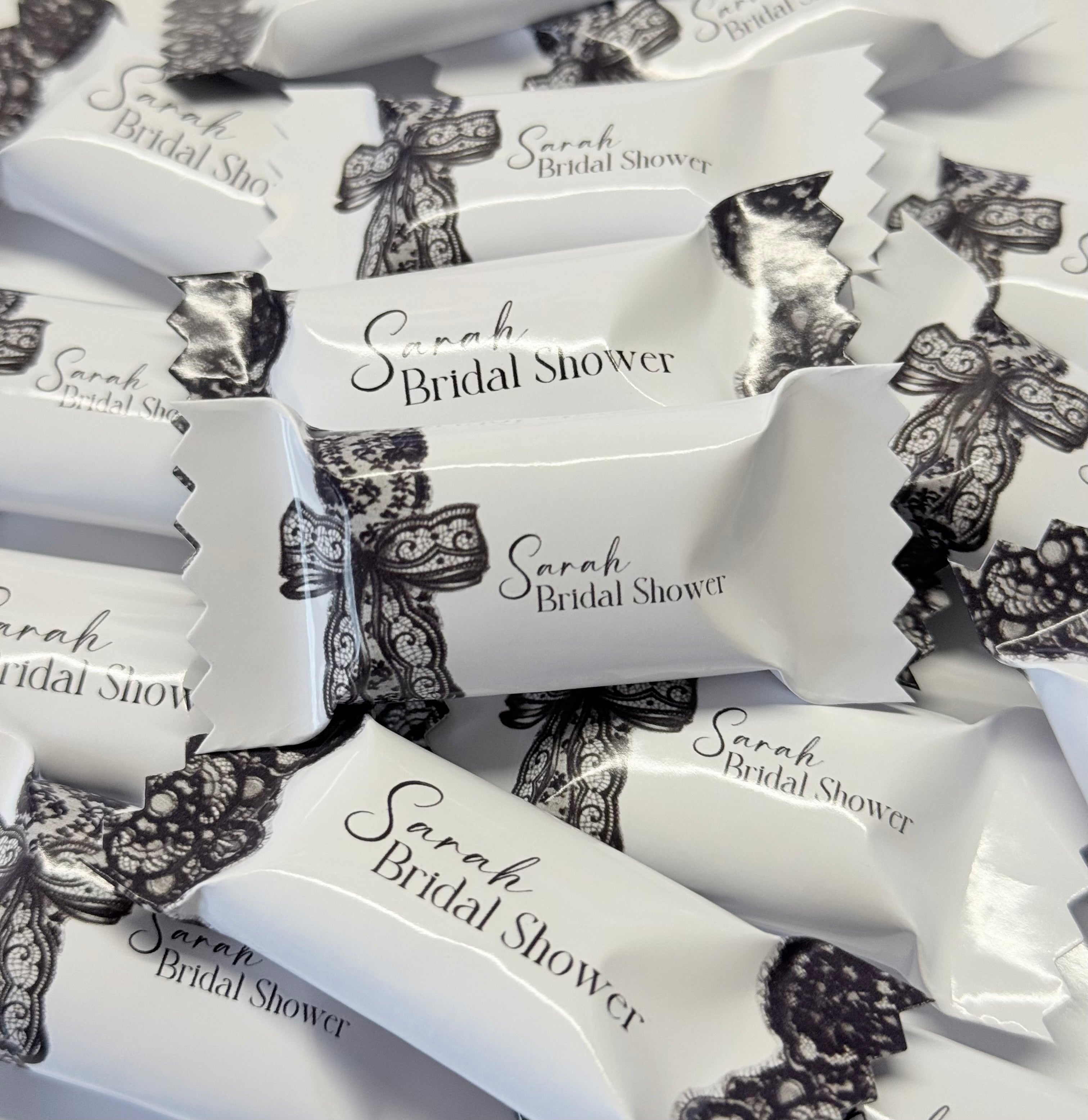 Personalisierte Bonbons mit name/ Tischdeko/ Streudeko/ gastgeschenke/ Mitgebsel/ Partydeko/ Hochzeit/ Standesamt/ Verlobung/ Bridal Shower/ JGA/ Junggesellinnen Abschied/ Schwarze Spitze